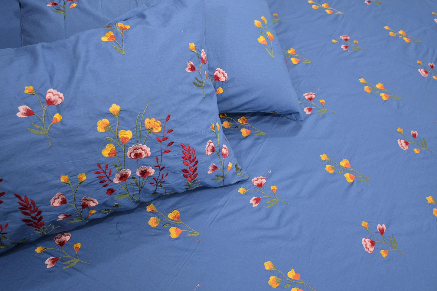 Premium Embroidered Cotton King Bedsheet 5 Piece - DDB0048