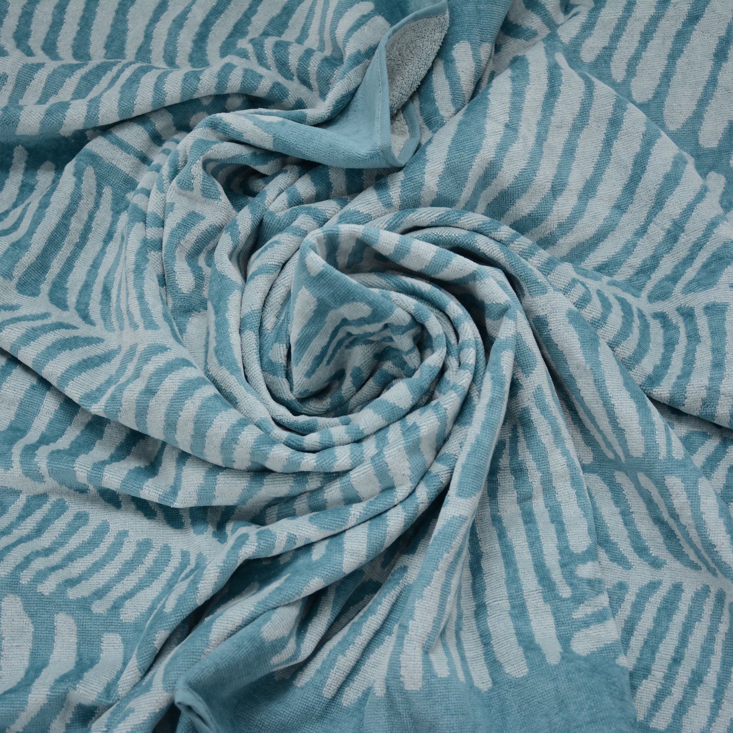 LEAFY BLUE - Yarn Dyed Bath Sheet 100% Cotton - BT028