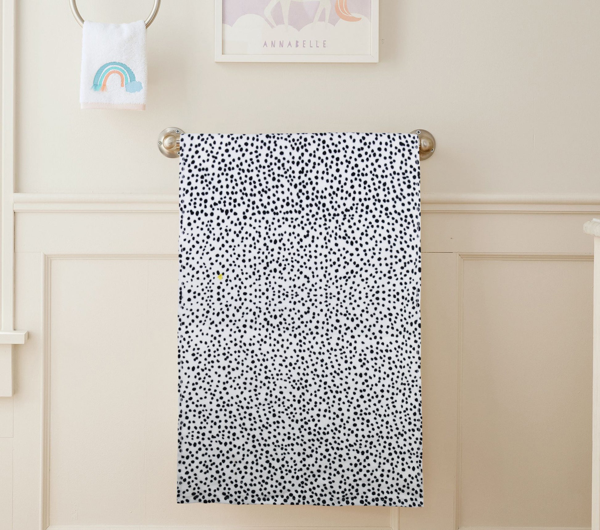 black dots
